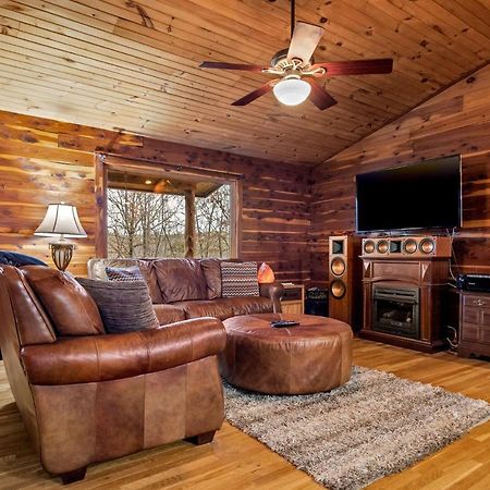 Fly Away Cabin- Modern, Serene, And Convenient Compton Kültér fotó